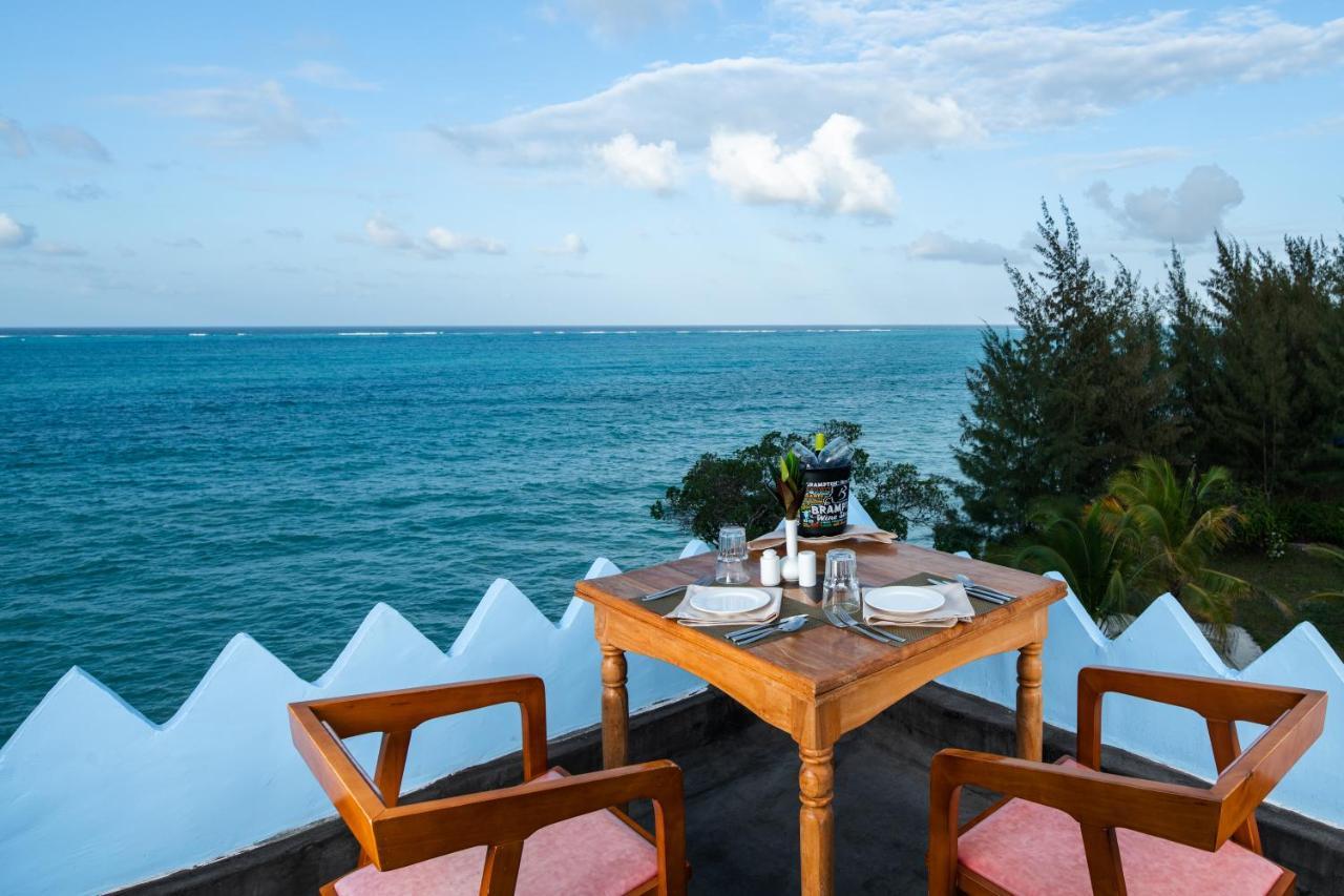Moja Tuu The Luxury Villas & Nature Retreat Kiwengwa  Eksteriør billede